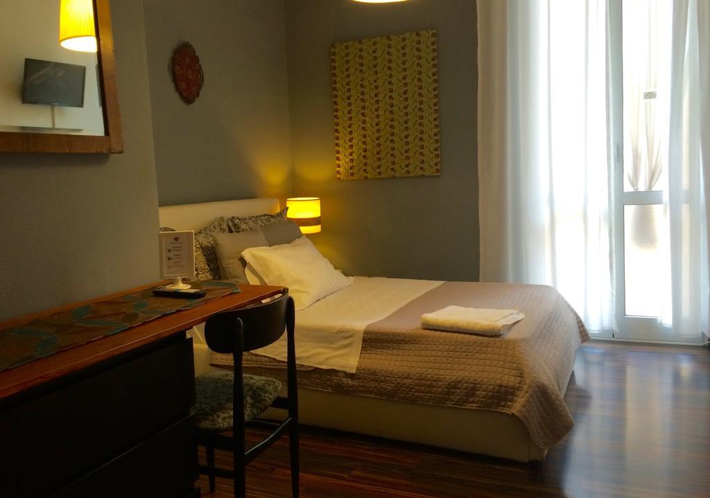 Ay Home B&B 볼로냐 객실 사진